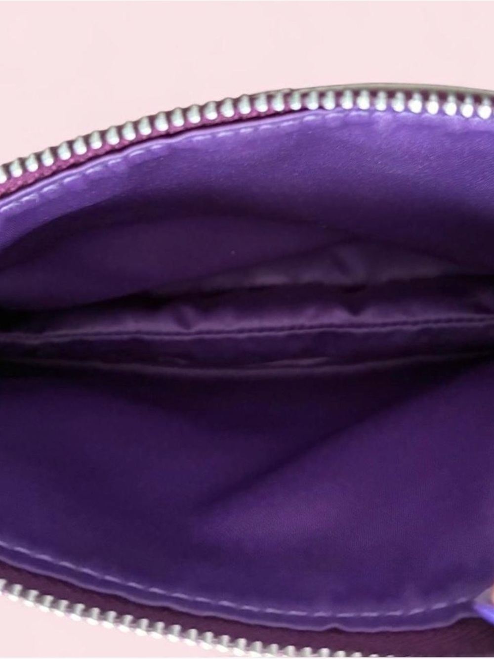 Vintage Coach Cream Leather Wristlet with purple Stitching, Lining and Zip - Picture 5 of 5